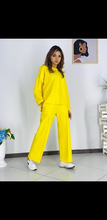 Женская спортивная одежда