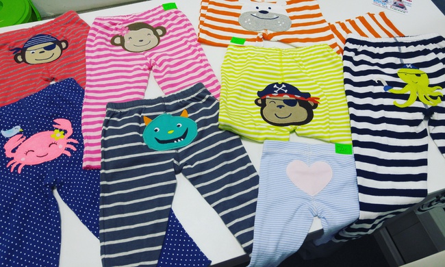 Штаны с рисунком на попе