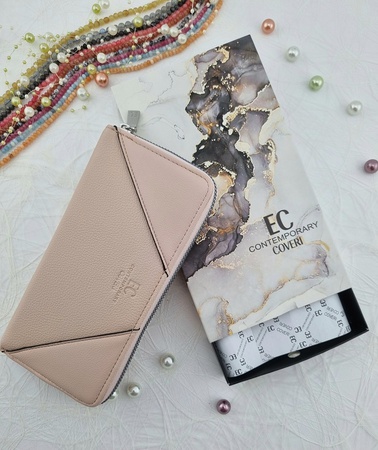 İtalya'dan kadın cüzdanları