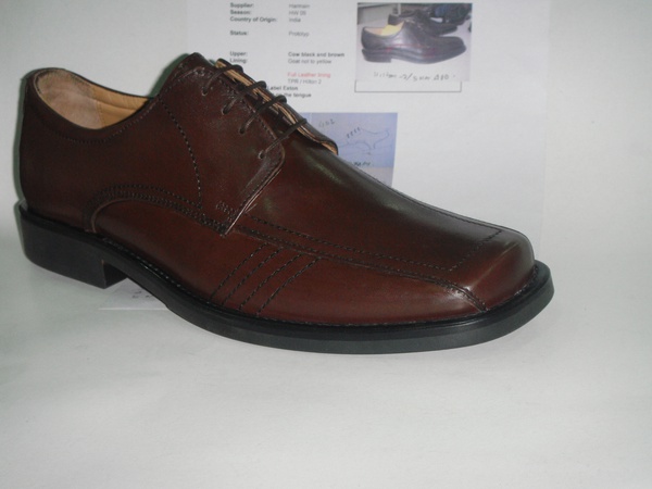 Кожаная обувь для мужчин, женщин, детей