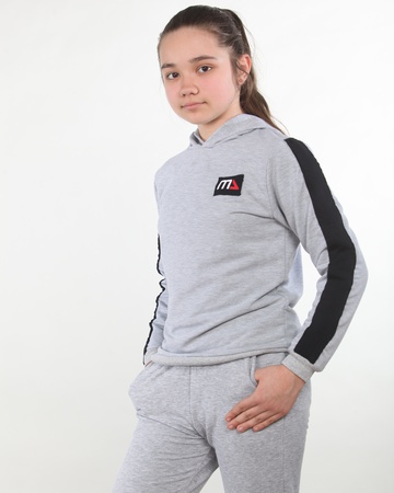 Спортивные костюмы