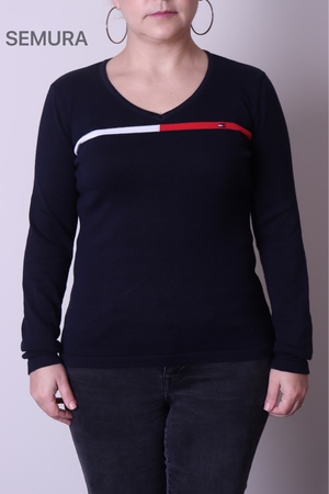 Базовый свитер