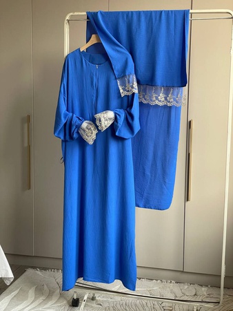 Платье с шарфом для женщин