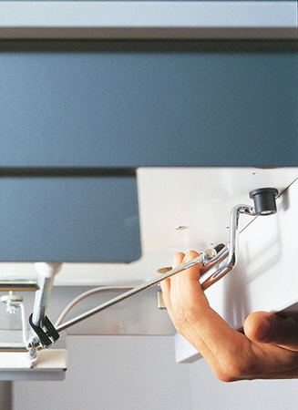 Sliding cutting board