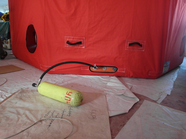 Прыжково-спасательное устройство ППСУ 20 - куб жизни  /  Pneumatic Jumping Rescue Device PPSU 20 - Life Cube