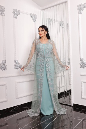 Вечерние платья