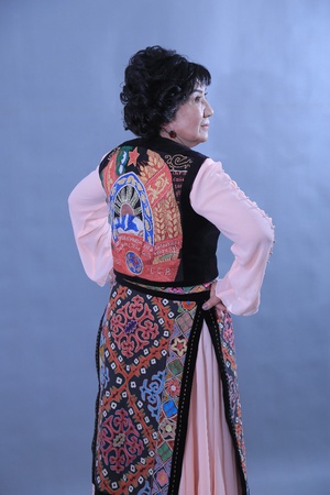 Платья нарядные