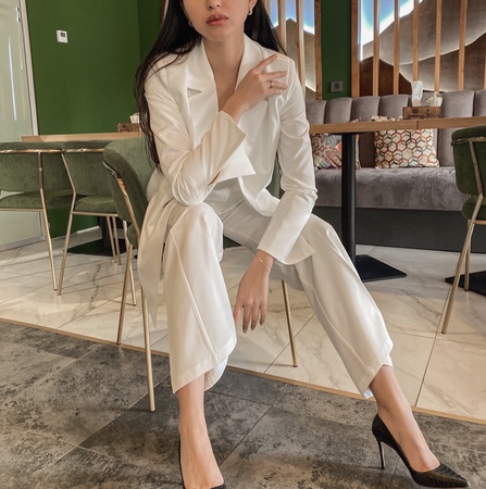 Двубортный жакет с широкими брюками