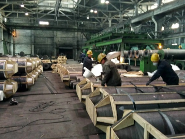 High Quality Graphite Electrode for Steel Mills & Lf Furnace with High Refractoriness