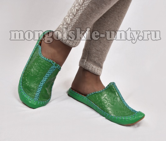 Кожаные тапочки из Монголии