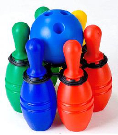 Toy plastic "KEGLI round stand 6pcs