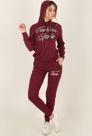 Женская спортивная одежда