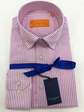 Erkeklerin gömlekleri