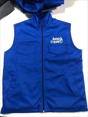 Жилеты с логотипом компании