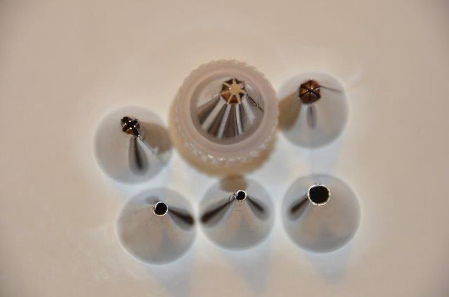 Набор инструментов для украшения торта Nordic Ware 1056 E-Z Deco, бронза.