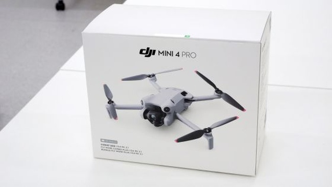 DJI Mini 4 Pro (DJI RC2), складной мини-дрон с видеокамерой 4K HDR