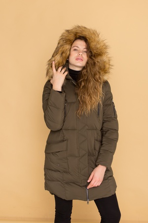 пуховик-аляска