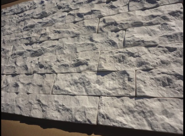 Гипсовый декоративный кирпич “Мрамор (Колотый)”.