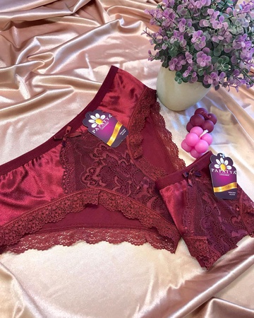 Kadın iç çamaşırı külot