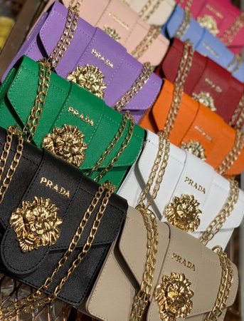 Prada - kadın çantaları