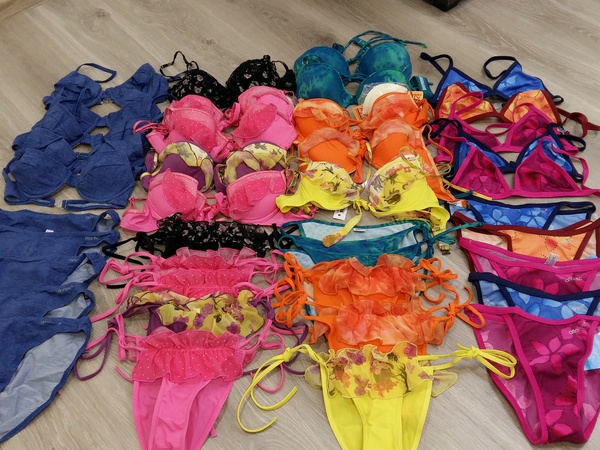 Лот #3 - 20 женских купальников