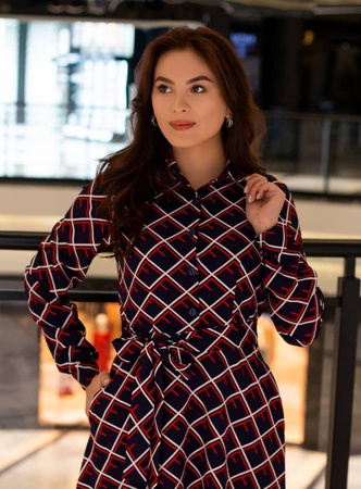 Стильное платье