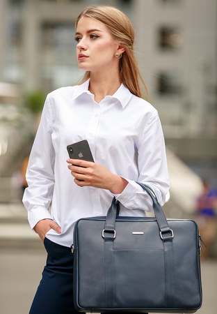 Кожаная сумка для ноутбука и документов темно-синяя