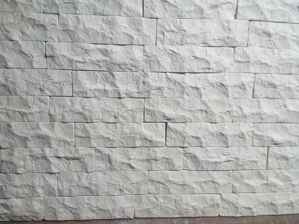 Гипсовый декоративный кирпич “Мрамор (Колотый)”.