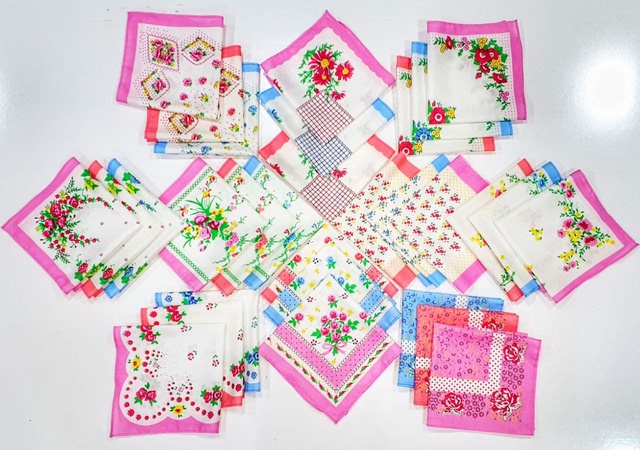 ЖЕНСКИЕ НОСОВЫЕ ПЛАТКИ