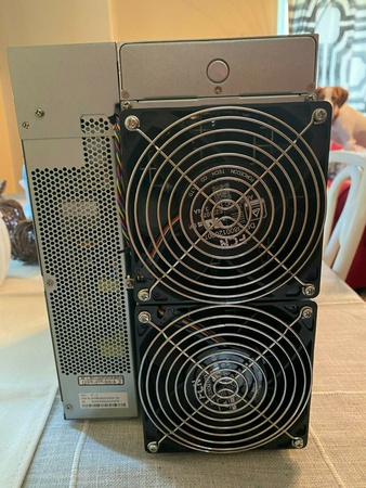 Antminer S19 Pro 110TH/s mit Netzteil - Neu im Werkskarton