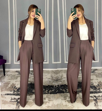 Women's two-piece suit