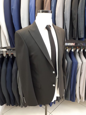 мужские костюмы