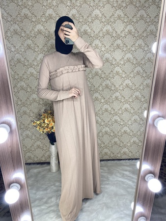 Базовое платье