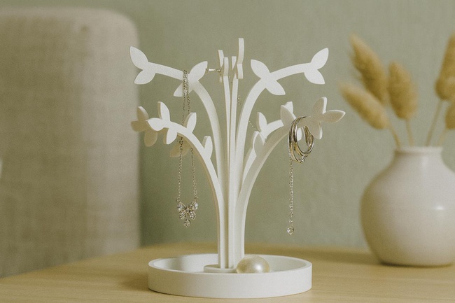 Органайзер для украшений «Наклонившееся дерево»