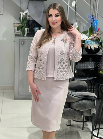 Parti Elbisesi, Bayan Ayakkabı Ve Çantaları, Erkek Takım Elbise Ve Ayakkabıları, Kot Pantolon, Çocuk Kıyafetleri, Tekstil, Kumaşlar