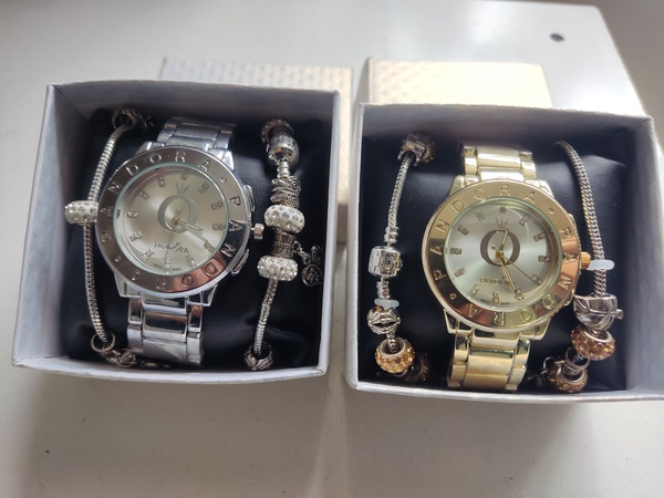 PANDŎRA'dan saatler