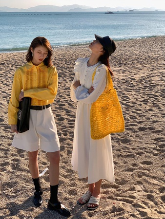 Белое платье