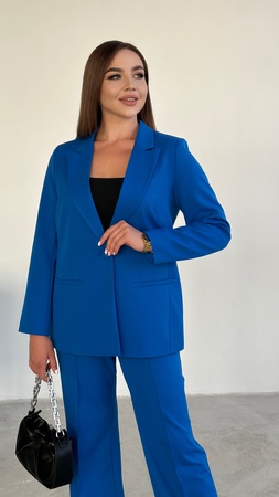 Костюм брючный женский
