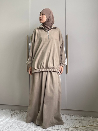 Толстовка с юбкой