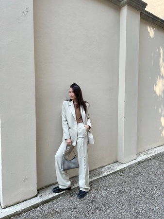 Классический брючный костюм