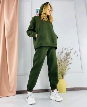 Zweiteiliger Trainingsanzug