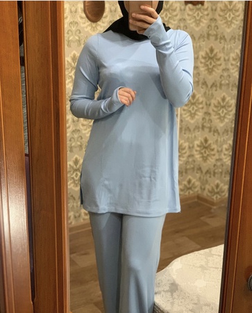 Костюмы на осень