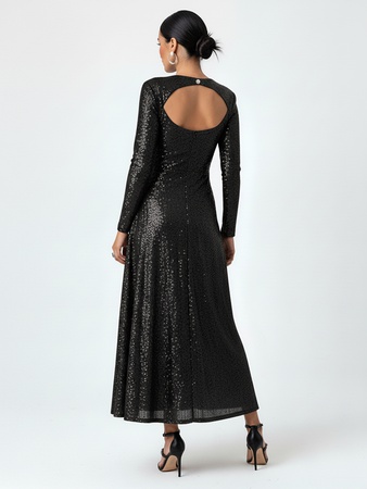 Нарядное блестящее женское платье длинное в пайетках