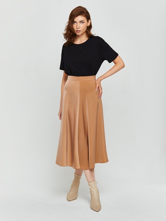 Женские лонгсливы, футболки, юбки