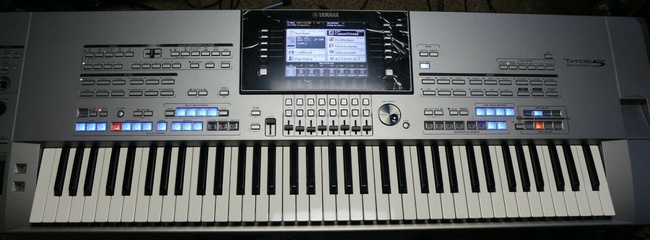 Рабочая станция аранжировщика Yamaha Tyros5-76