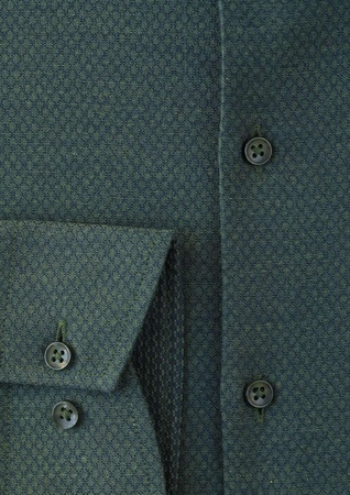 Мужские рубашки