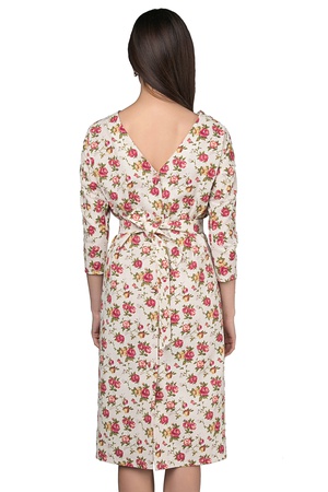 Платье с пуговицами