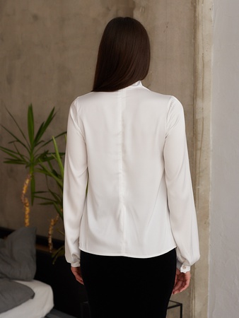 Блузка с защипами по горловине sd1638