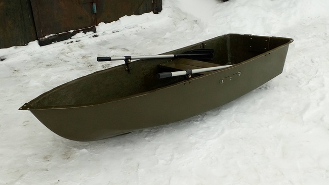 Лодка весельно-моторная Камышовка