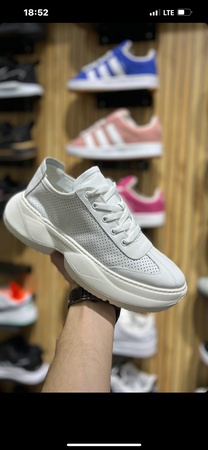 BAYAN DERİ SPOR AYAKKABI